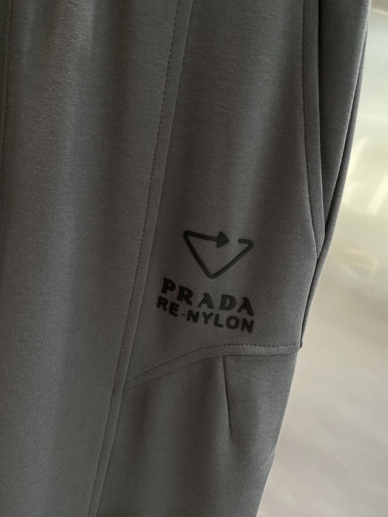 Pra*a long pants